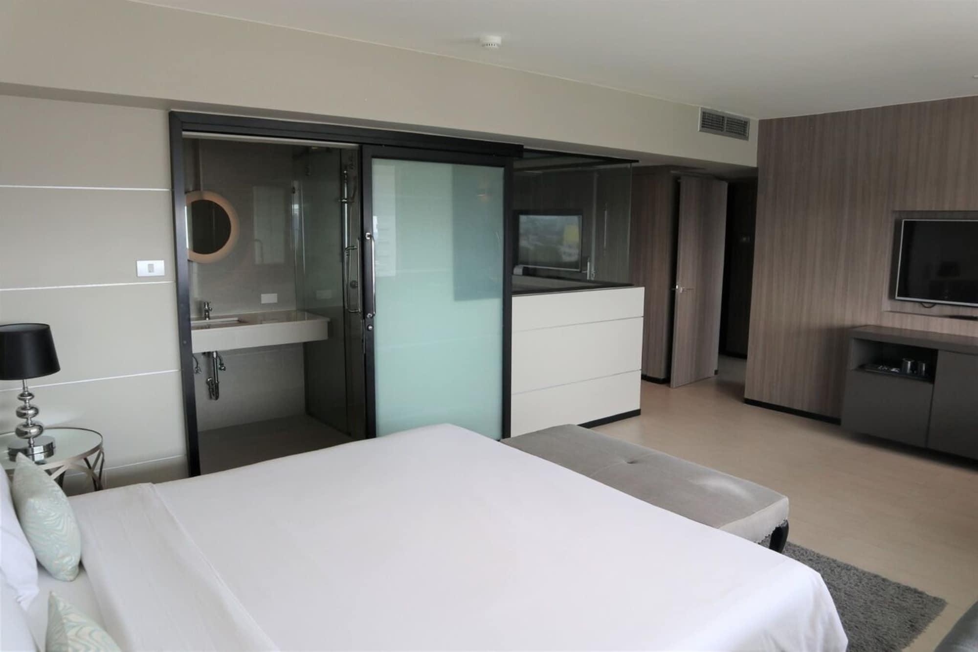 Pearl Hotel Phuket Exterior foto