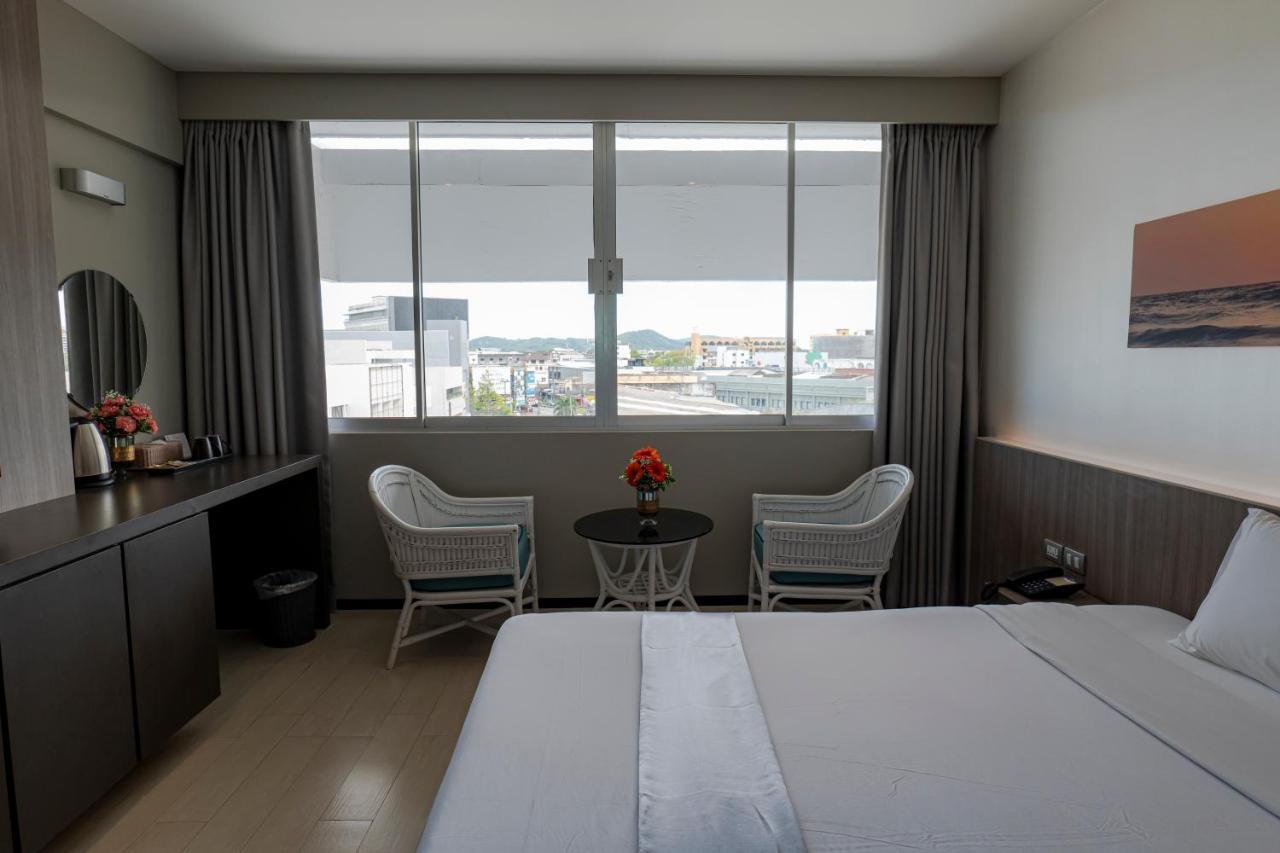 Pearl Hotel Phuket Exterior foto