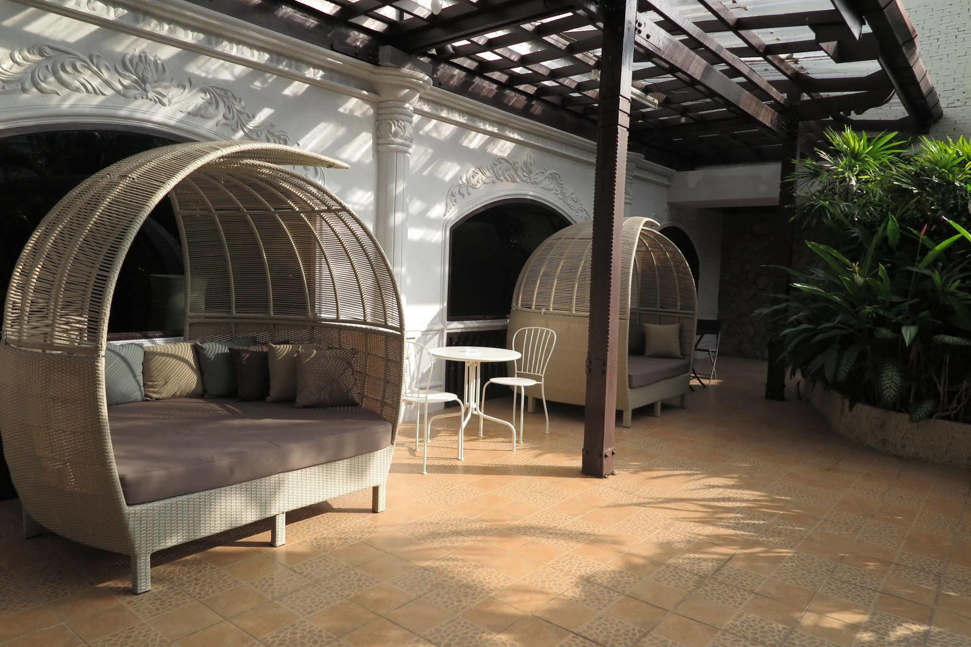 Pearl Hotel Phuket Exterior foto